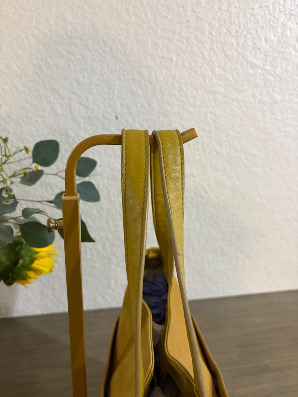 Lucky Brand Yellow Leather Tote Bag - Picture 4 of 12